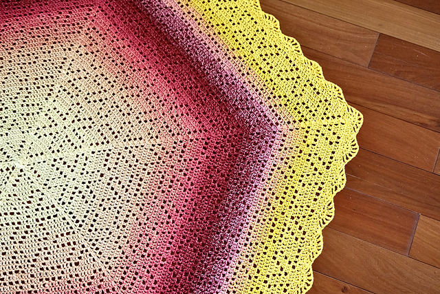/images/wildflower_hexagon_blanket_medium2.jpeg